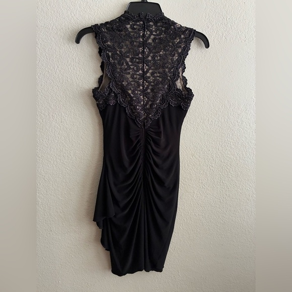 Cache Black Sheath Halter Lace Cocktail Dress 0 - Picture 6 of 15
